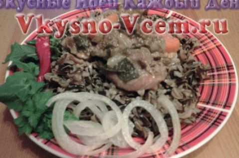Carne de miel cu orez negru