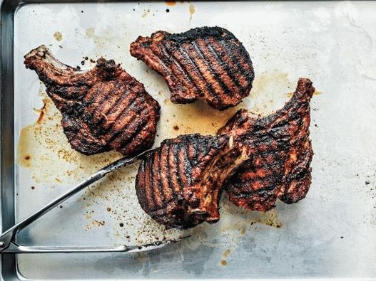Foto chiftele de porc naturale la gratar