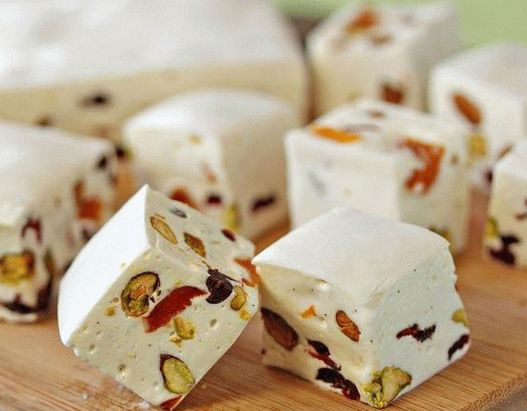 Fotografie de nougat cu ciocolată albă