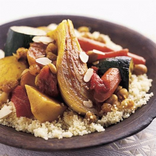 Fotografia farfuriei - Cuscus cu șapte legume de vară
