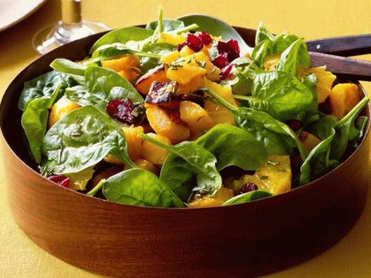 Foto din farfurie - Salată caldă de dovleac cu mandarine și spanac