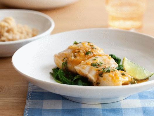 Foto Halibut copt în sos de nucă de nucă de cocos
