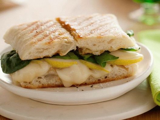Foto de Ciabatta Panini cu pere și brânză