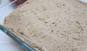 " ></li>
<li>Se diluează gelatina în patru linguri de rodie suc. </li>
<li>Se încălzește sucul de rodie rămas într-o tocană cu umflături gelatină. </li>
<li>Turnați ușor jeleul răcit în formă cu pasta, decorați boabe de rodie.  <img src="/wp-content/uploads/images/pashtet_iz_pecheni_s_granatom_foo_4.jpg"alt=