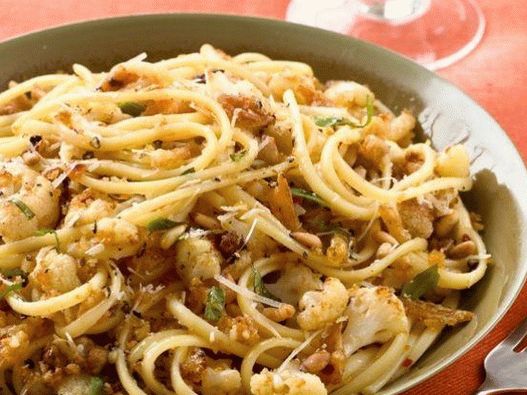 Foto Paste linguine cu conopidă