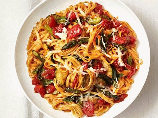 Foto cu Paste Linguini cu Legume Coapte