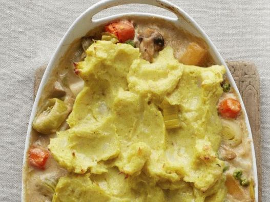 Placinta foto Ciobanesc cu rutabaga, napi si condimente de curry