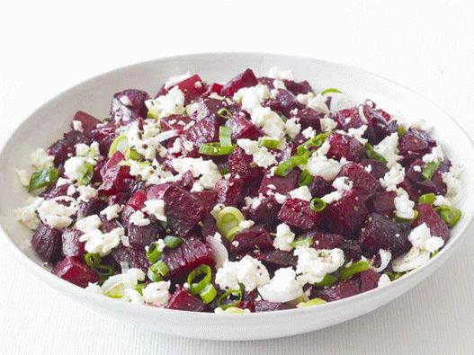 Foto cu sfecla la cuptor cu brânză feta