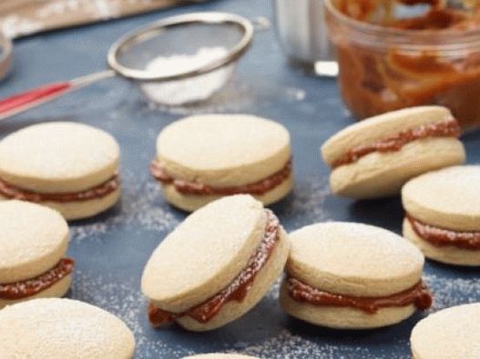 Sandwich pentru biscuiți foto cu caramel mexican Kakheta