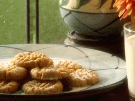 Biscuiți foto cu unt de arahide și dulciuri