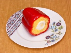  " ></li>
<li>Pune la frigider cel puțin trei ore, poți noaptea. </li>
<li>Înainte de a servi, tăiați cu un cuțit ascuțit în egal grosimea șaibei.  <img src="/wp-content/uploads/images/perec-_farshirovannij_sirom_i_yajcami_foo_6.jpg"alt=