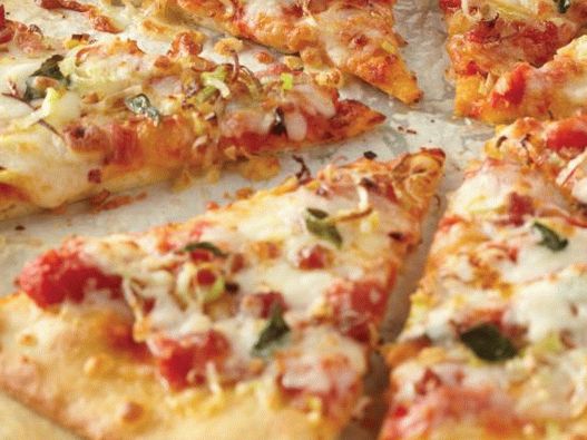 Pizza cu slănină și praz Pizza cu slănină și praz