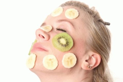 Mască de față utilă cu banane