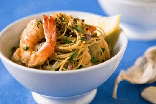 Creveți Scampi într-un sos ușor