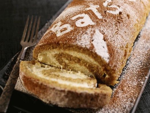 Foto Roll Spicy umplut cu cremă de caramel și ghimbir