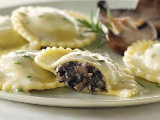 Foto de Ravioli cu ciuperci, vinete și brânză de capră