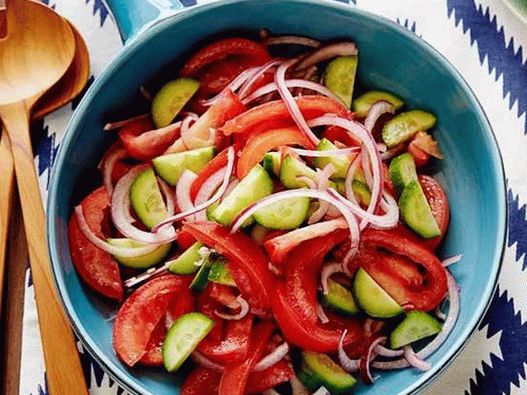 Foto - Salată de roșii, ceapă și castraveți