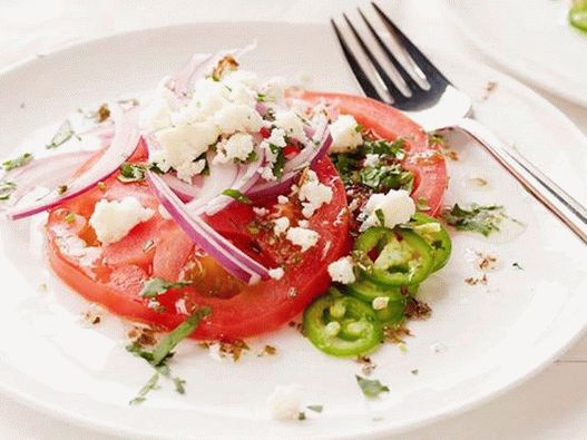 Foto - Salată de roșii, brânză, cilantro și chili