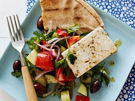 Foto cu farfuria - Tapas din salata grecească de Horiatiki