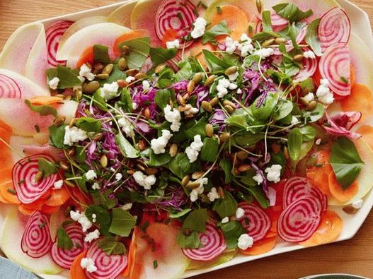 Fotografie de vase - salată de legume crude