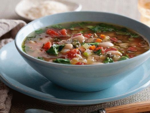 Supa de legume toscane cu fasole și spanac