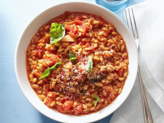 Grâu Khorasan în sos marinara
