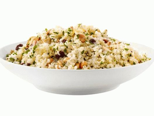 Cereale de Quinoa cu usturoi, nuci de pin și stafide