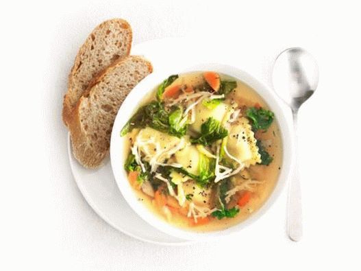 Supa de legume cu ravioli