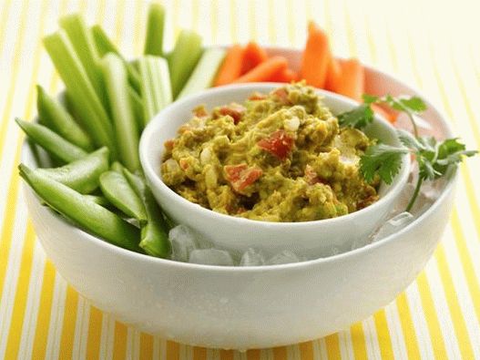 Guacamol cu   conținut scăzut de calorii