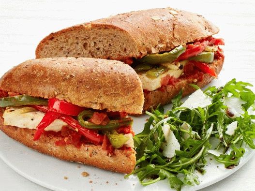 Foto sub Sandwich cu Tofu, Ceapă și Ardei