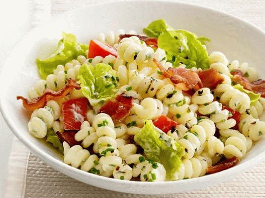 Photo Salad BLT cu paste