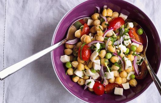 Foto Salată de Chiatiatice Turcești