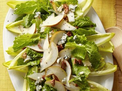 Salată de cicoare foto cu pere și brânză gorgonzola