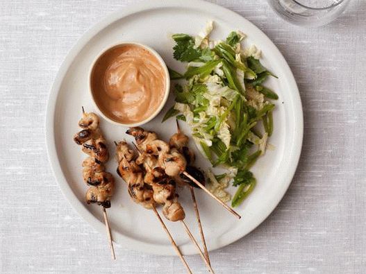 Poza Satay de pui cu sos de arahide picant