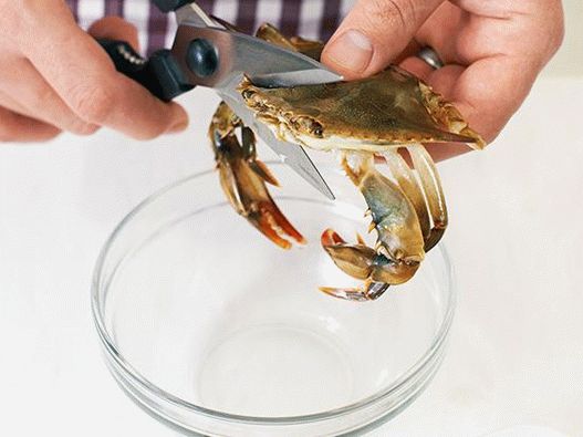 Sandwich-uri cu crab moale de coajă și salată din Singapore