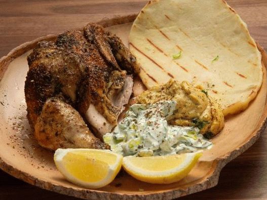 Foto cu shawarma de pui prăjit
