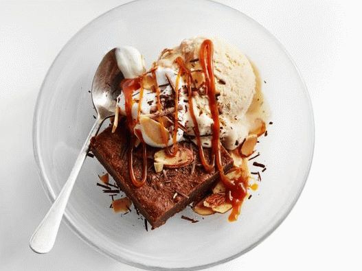 Brownies mexicane cu înghețată