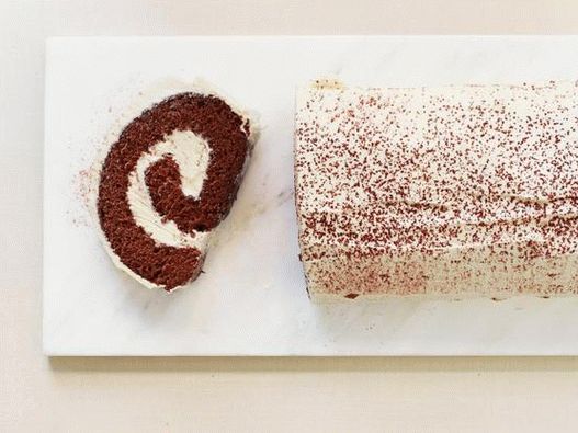 Rulou de ouă foto cu aromă de ciocolată