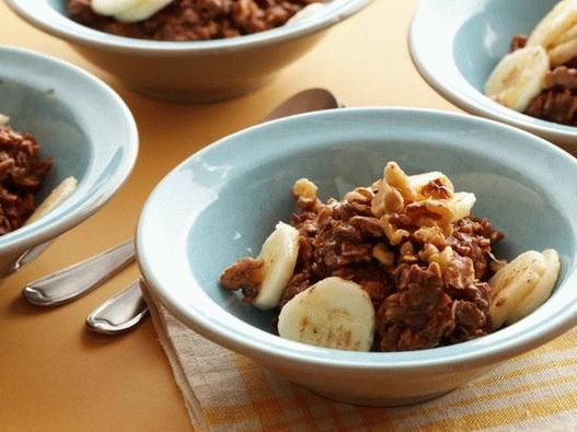 Foto fulgi de ovăz cu ciocolată cu nuci