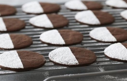 Biscuiți cu ciocolată foto