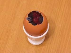  " ></li>
<li>Când se servește, se curăță cu grijă de coajă.  <img src="/wp-content/uploads/images/sladkie_zalivnie_yajca_foo_6.jpg" alt=