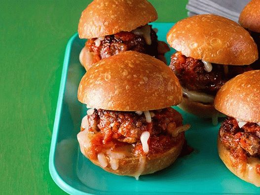 Foto slider Burgers cu mini chiftele