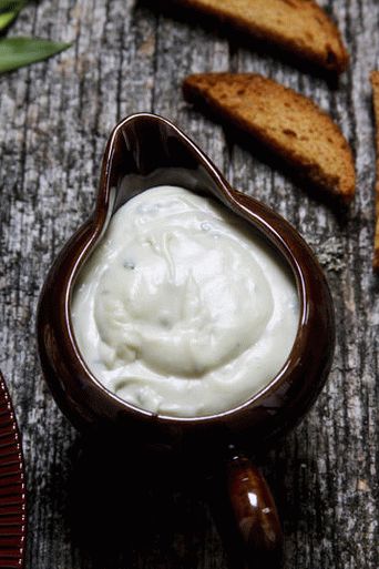 Sos cremă foto cu brânză Gorgonzola