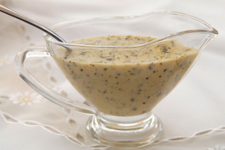 Zapravka-dlya-cezar-Salata