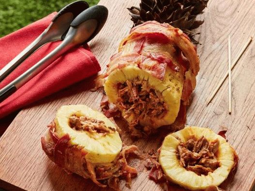 Foto Svinanas: carne de porc în ananas