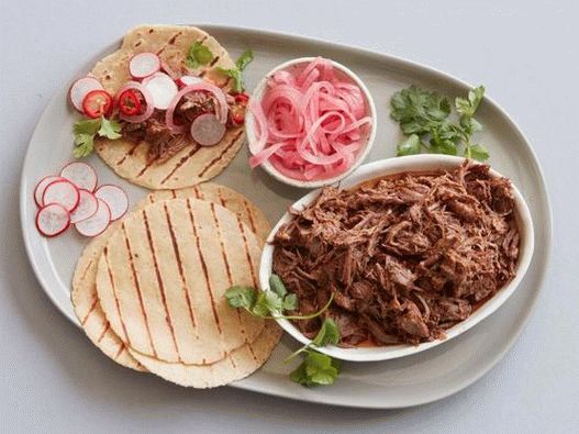 Foto de Tacos cu barbacoa de vită la grătar