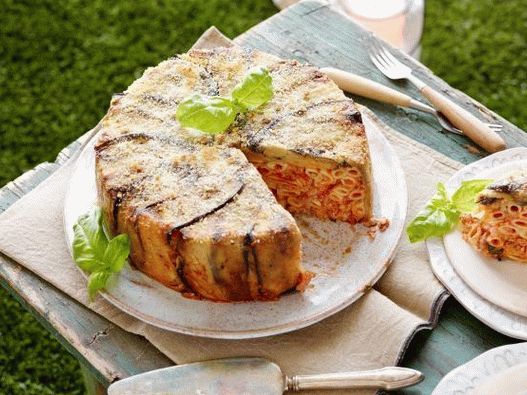 Fotografia cu pastele de vinete cu timbal