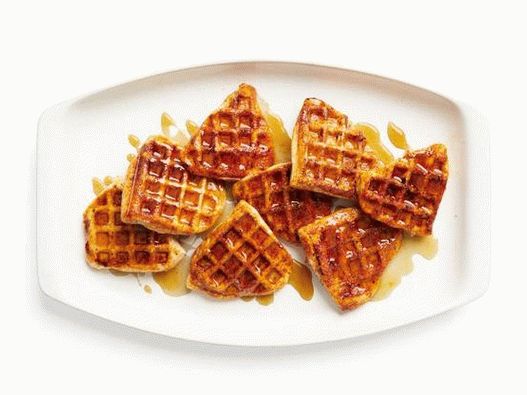 Fotografie de Waffles de pui cu sirop picant