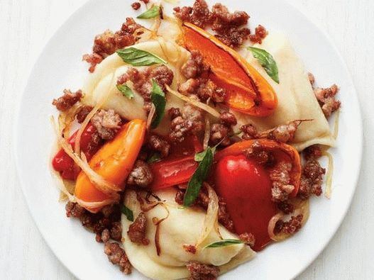 Galuste foto în sos de carne cu ardei dulce