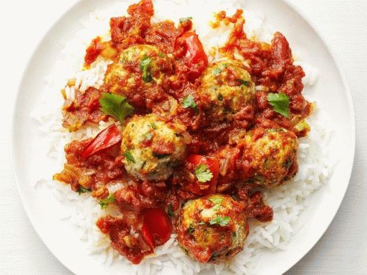 Fotografia lui Vindaloo cu chiftele de curcan și curry